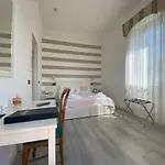 Отель La Fontana 3*
