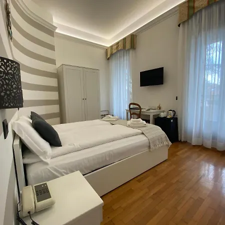 La Fontana Отель