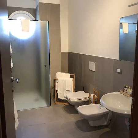 ホテル　ラ　フォンタナ ホテル ストレーザ