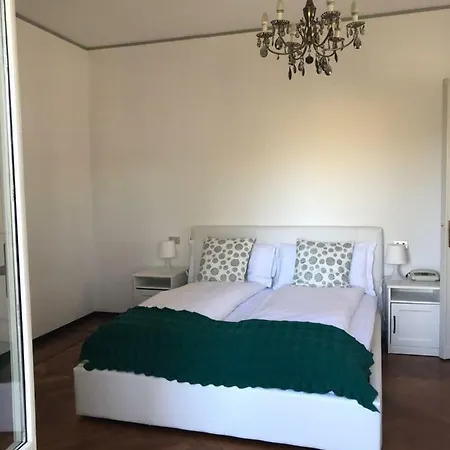 La Fontana فندق