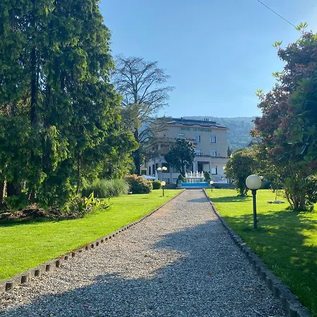 호텔 La Fontana 3*