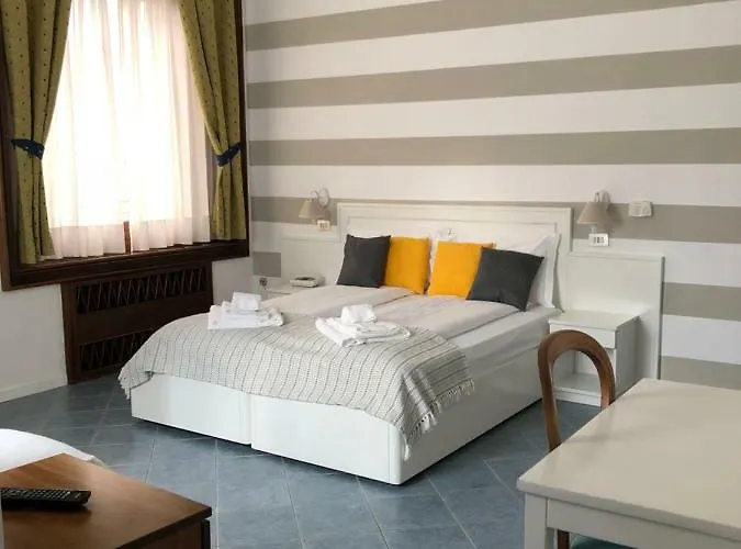 La Fontana 3* סטרסה